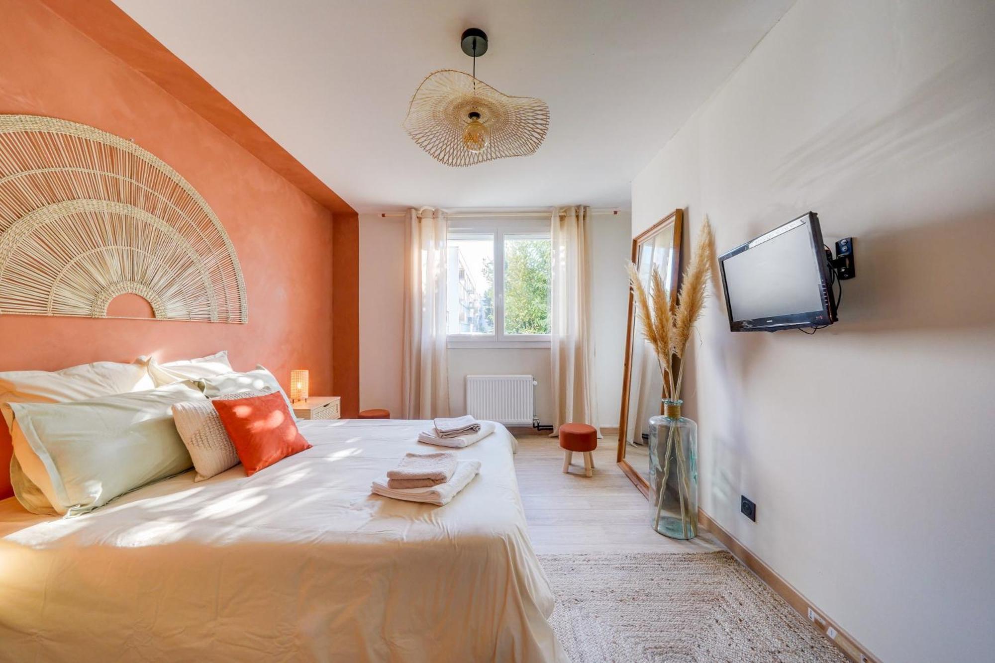 Fridhome Jacuzzi Parking Wifi Fibre 2Min Tram Брюж Екстериор снимка