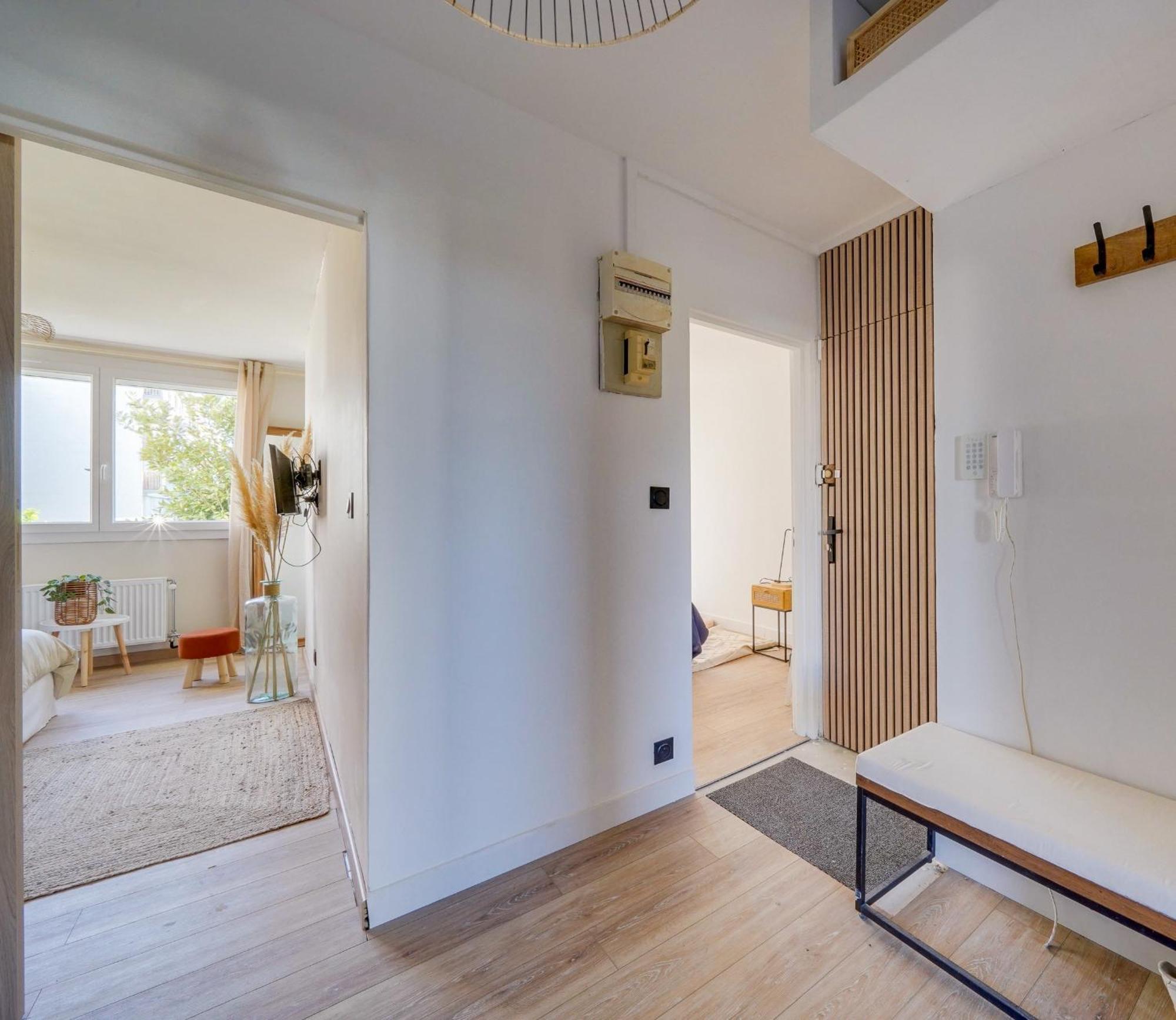 Fridhome Jacuzzi Parking Wifi Fibre 2Min Tram Брюж Екстериор снимка